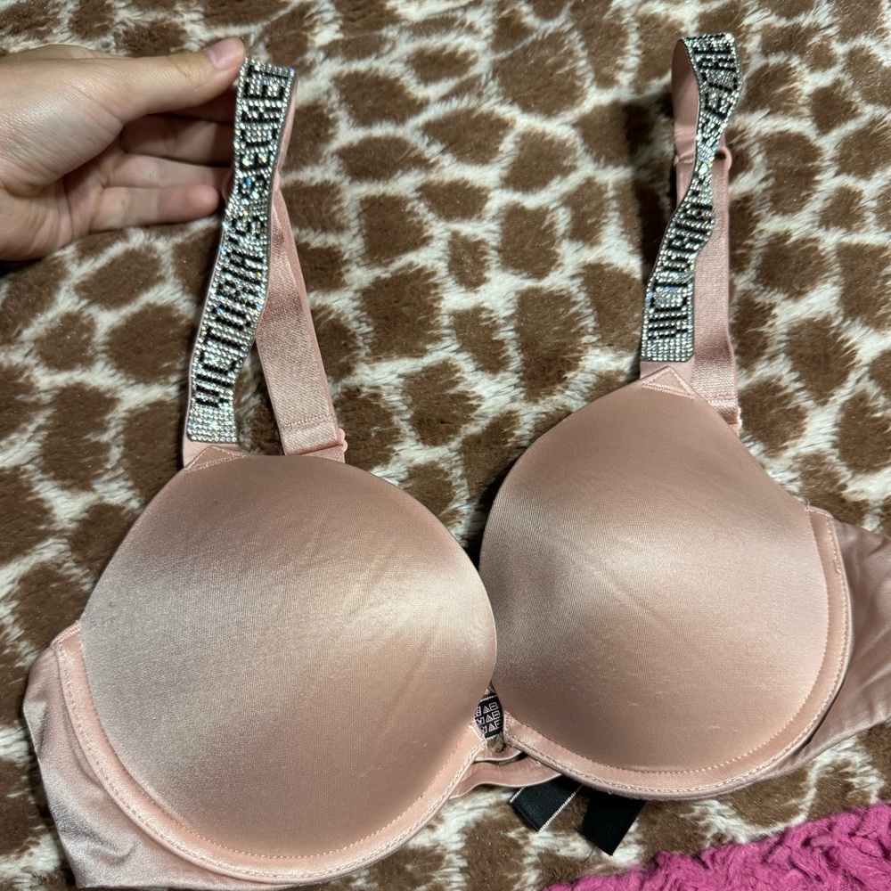 VS Bra